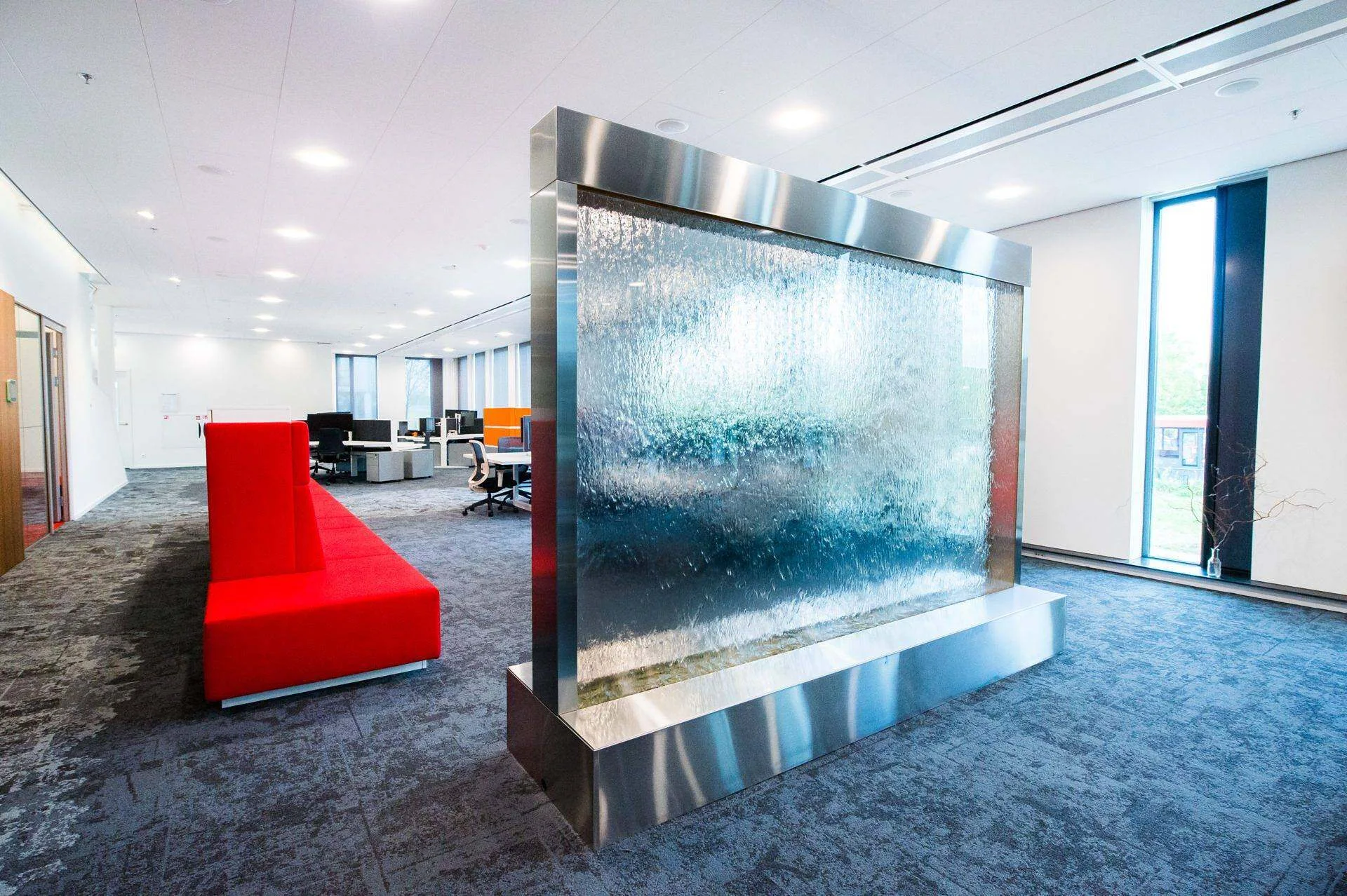 Enclosed water wall in office in netherlands holland 2